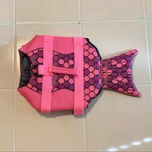 Mermaid puppy life vest for swimming!!